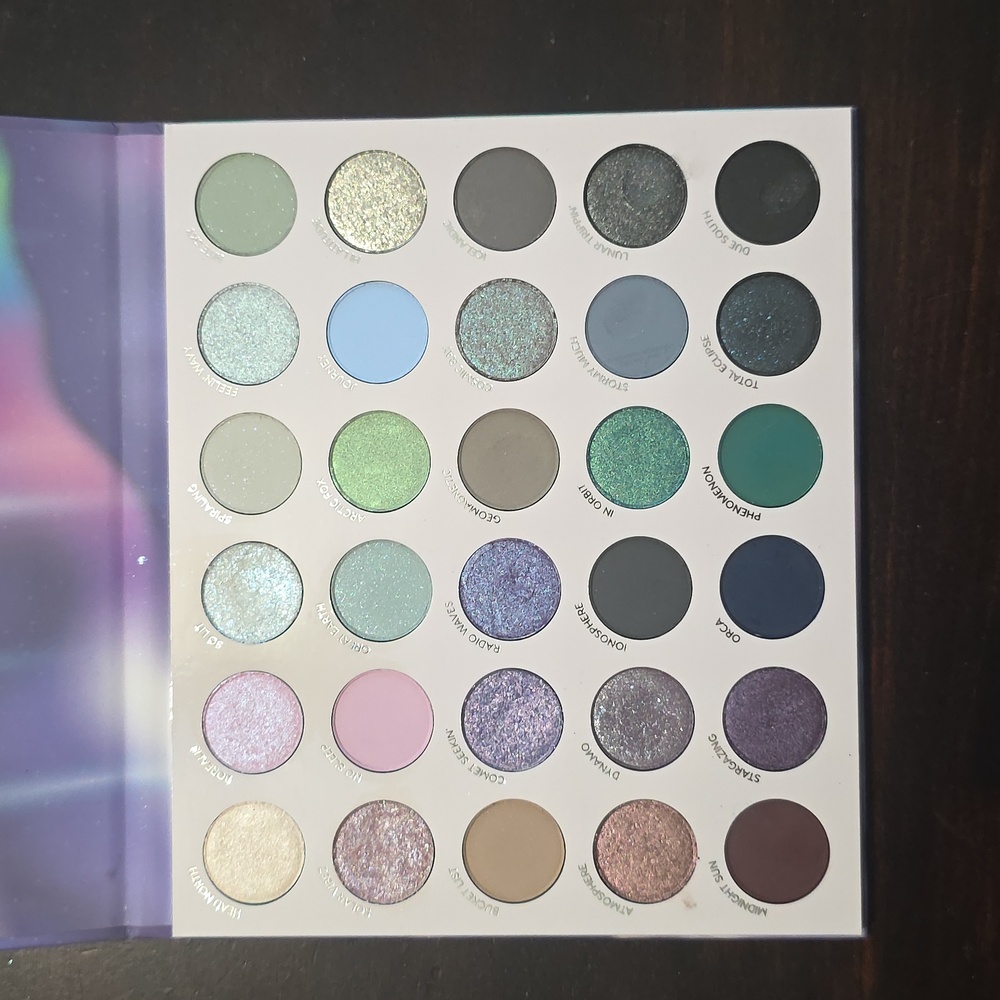 Colourpop Aurora Struck Eyeshadow Palette - Picture 2 of 2